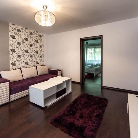 La Nueve Suite Брашов Екстериор снимка