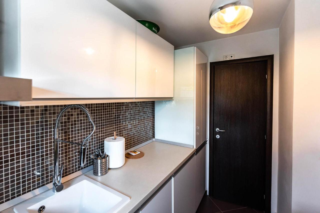 La Nueve Suite Брашов Екстериор снимка