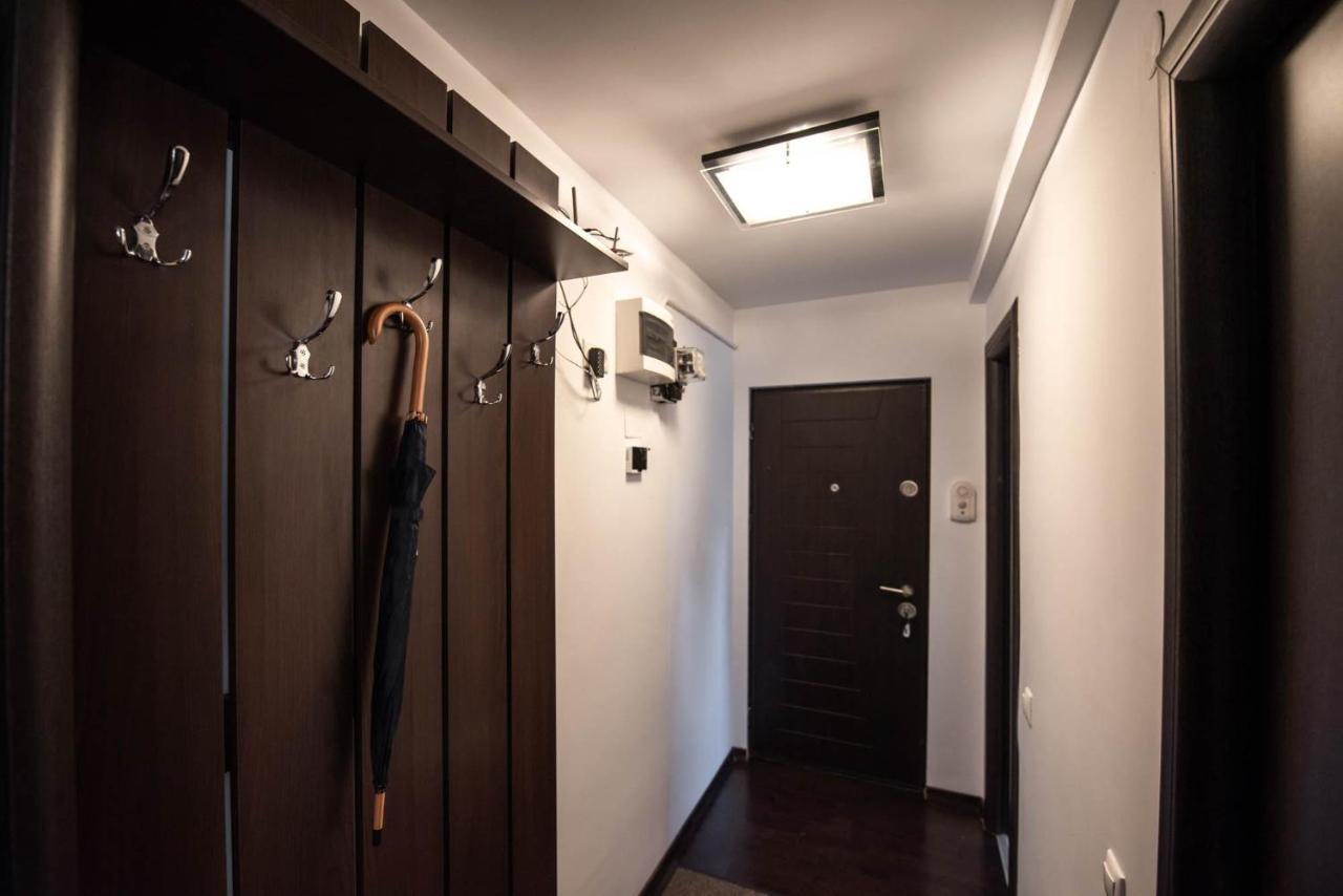 La Nueve Suite Брашов Екстериор снимка